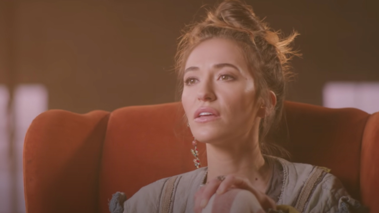 Lauren Daigle's New Song 'Hold on to Me' to Raise Money for Charities