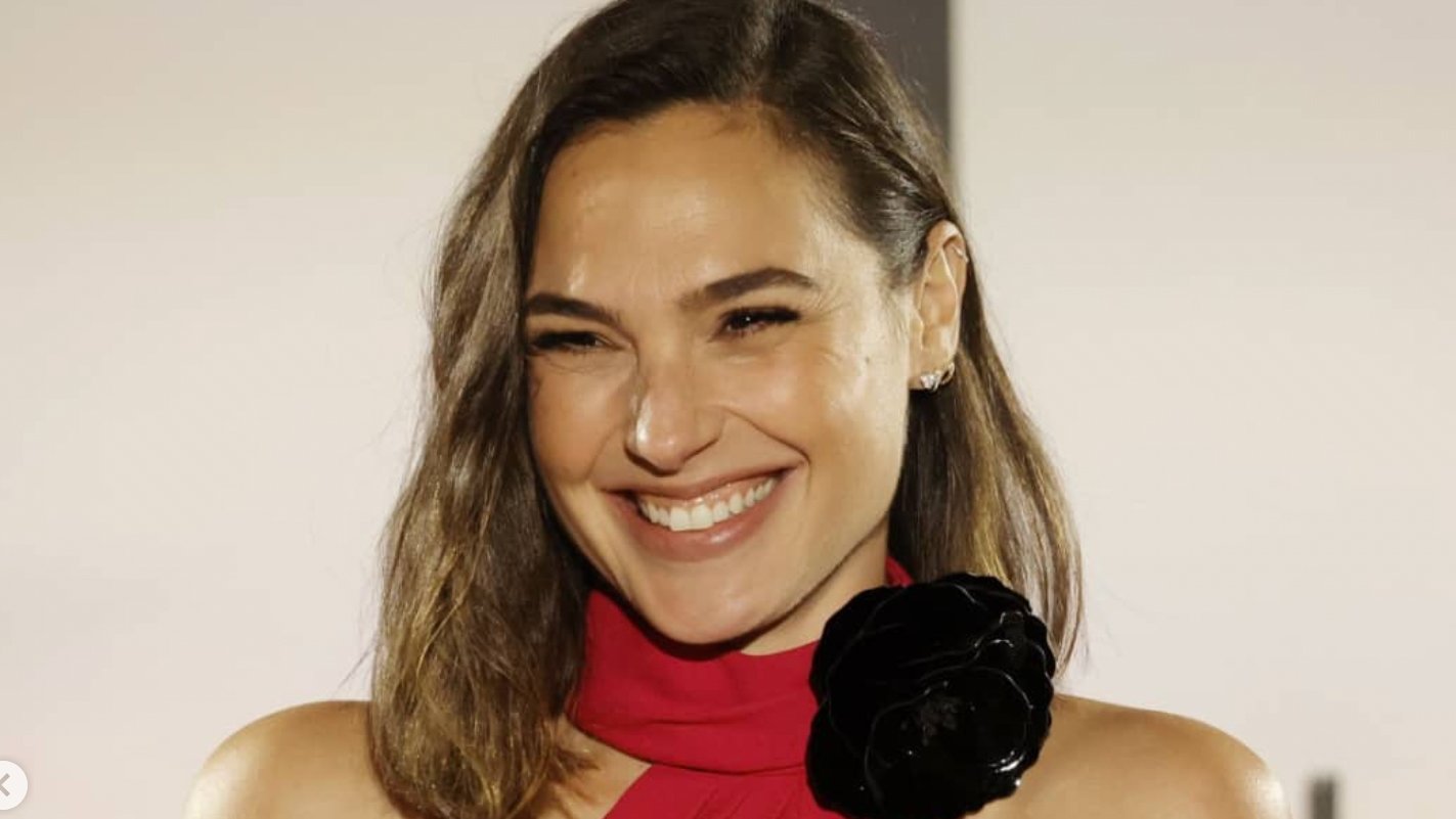 Gal Gadot to Play Evil Queen In Disney's Live-Action 'Snow White' – Deadline
