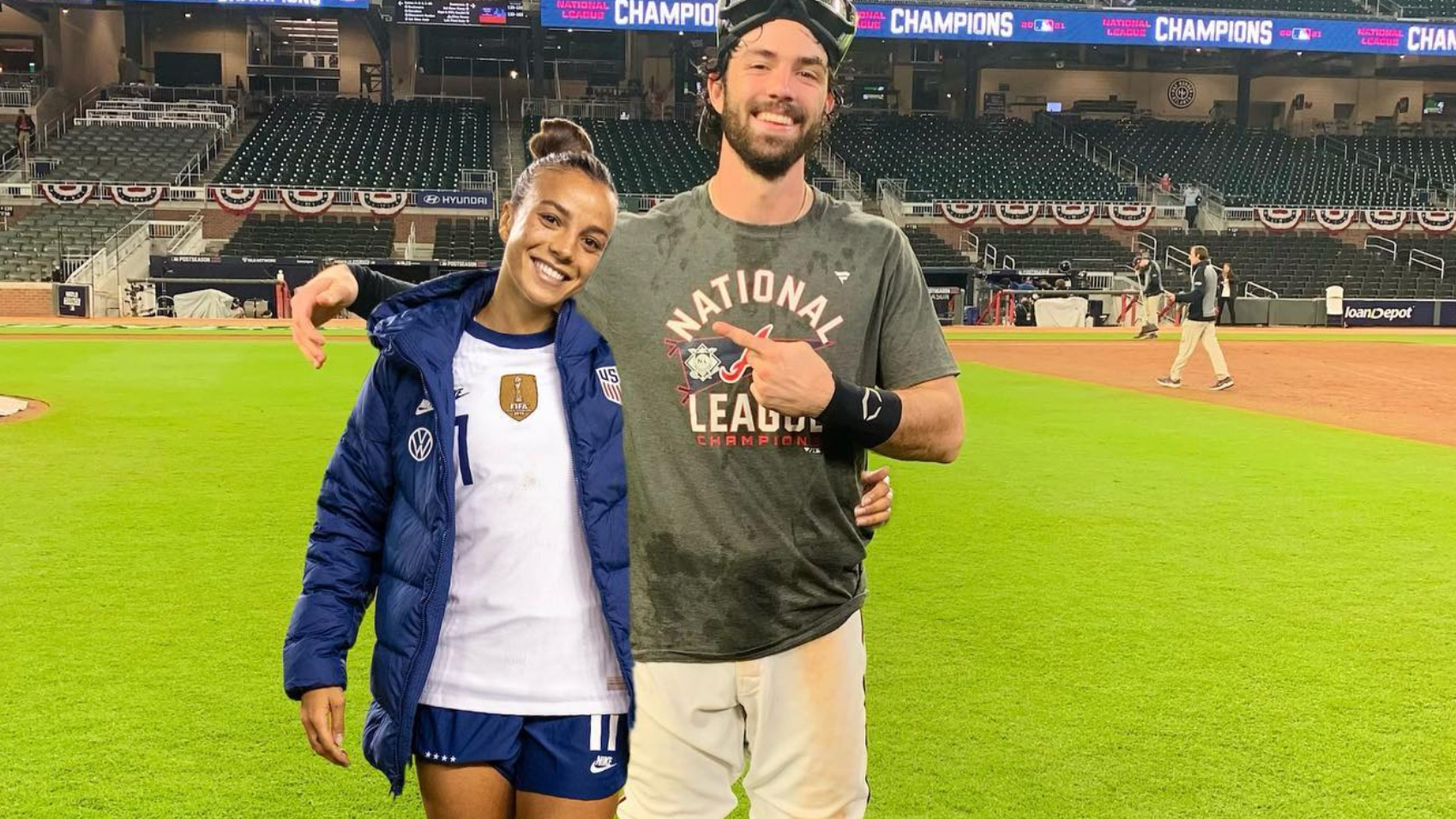 Dansby Swanson, Mallory Pugh get married with their focus on God