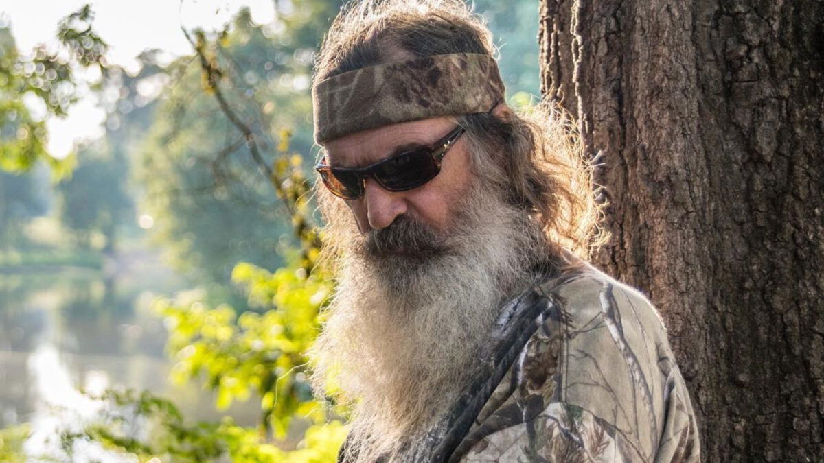 Phil Robertson Goes Behind The Scenes Of The Blind