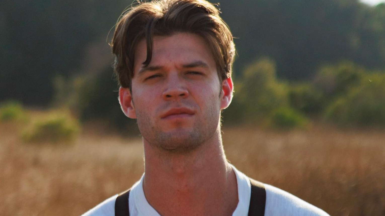 Philippians 413 Encourages Actor Colin Ford 'God is With Me'